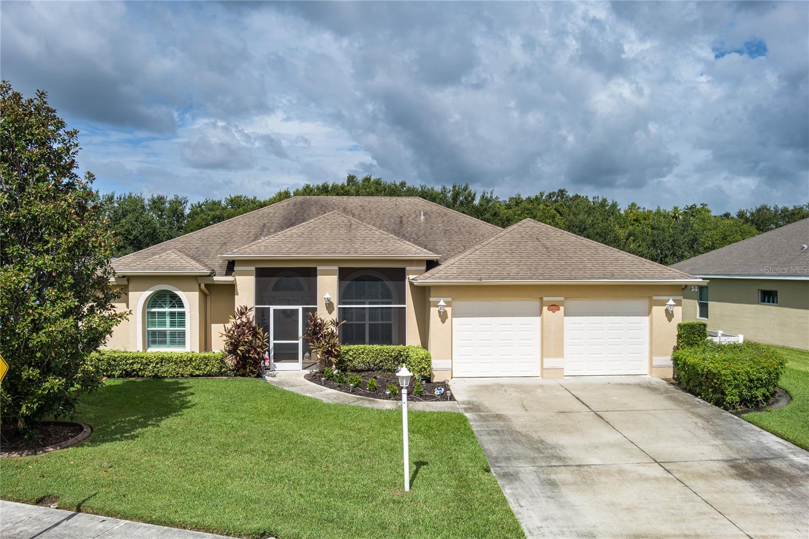 Everyone loves SUGAR MILL LAKES! Move-in ready and beautifully maintained, this Geartz-built 3 bedroom, 2 bath home is tucked on a quiet street with the privacy of an Audubon preserve backdrop. Designed with comfort and function in mind, the split floor plan includes formal living and dining rooms, along with a spacious family room just off the kitchen. Cooks will love the center island, breakfast bar, and open flow for entertaining. The wraparound screened lanai opens from both the living and family rooms, offering peaceful pond views and a perfect setting for birdwatching, gatherings, or simply unwinding at the end of the day. Bedrooms feature newer carpet, and the home has been lovingly cared for so you can move right in.
Residents of Sugar Mill Lakes appreciate the well-kept community, complete with a park, tennis courts, and walking areas—all while enjoying a low HOA fee, no CDD fees, and no flood insurance required. That means more freedom to live the Florida lifestyle without the extra costs.
Centrally located near two I-75 interchanges, commuting is simple with quick access to Bradenton, Sarasota, St. Pete, and Tampa. Plus, you’re just minutes from shopping, dining, and medical facilities.
Whether you’re looking for a peaceful primary residence or a seasonal retreat, this home offers the perfect blend of convenience, comfort, and community.