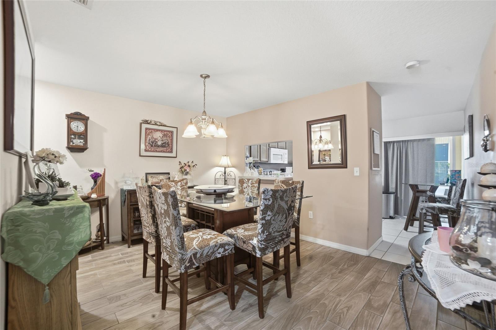 COBBLESTONE LANDING TWNHMS CONDO - Residential