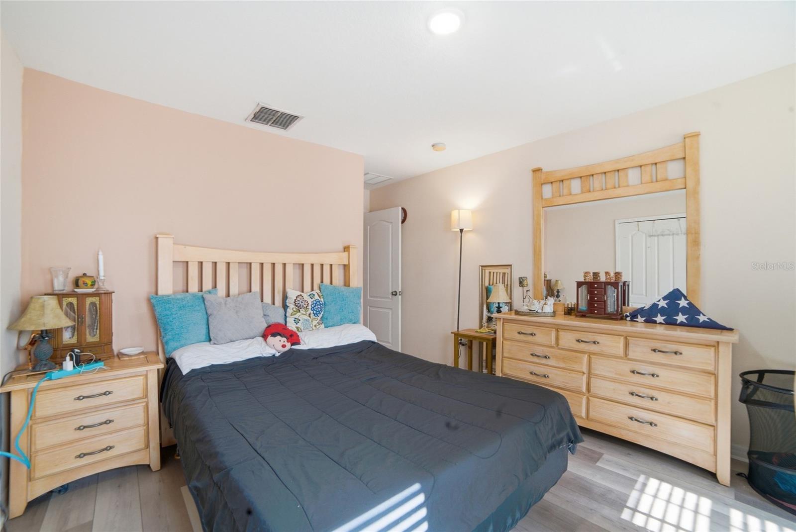 COBBLESTONE LANDING TWNHMS CONDO - Residential
