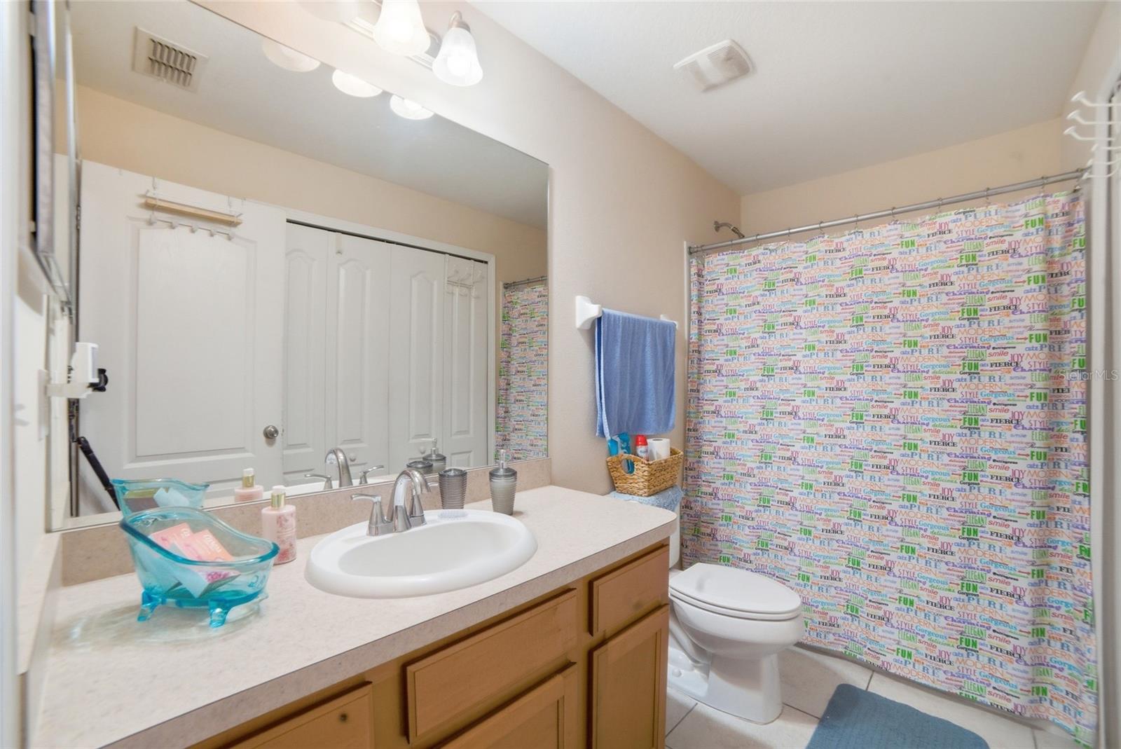 COBBLESTONE LANDING TWNHMS CONDO - Residential