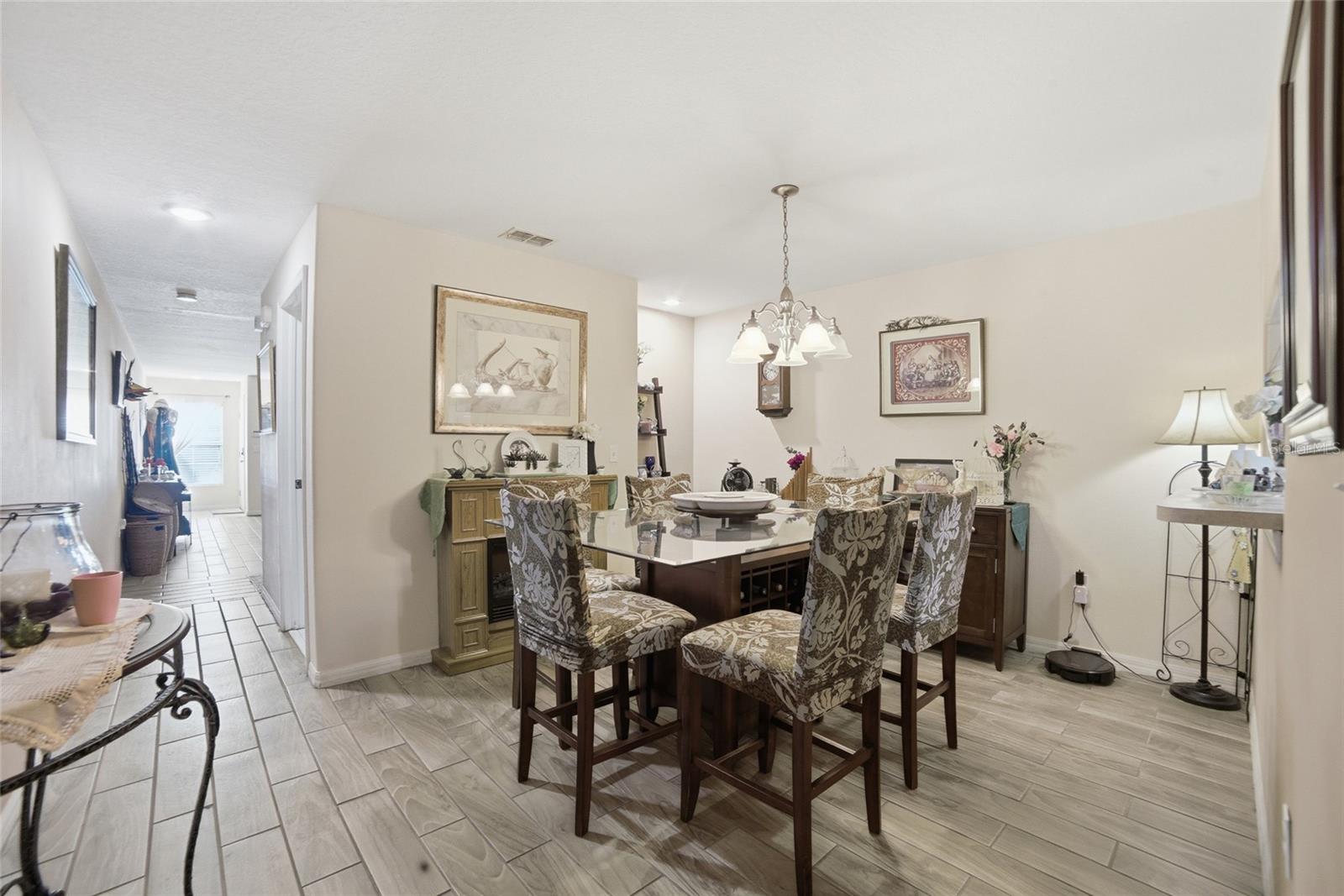 COBBLESTONE LANDING TWNHMS CONDO - Residential