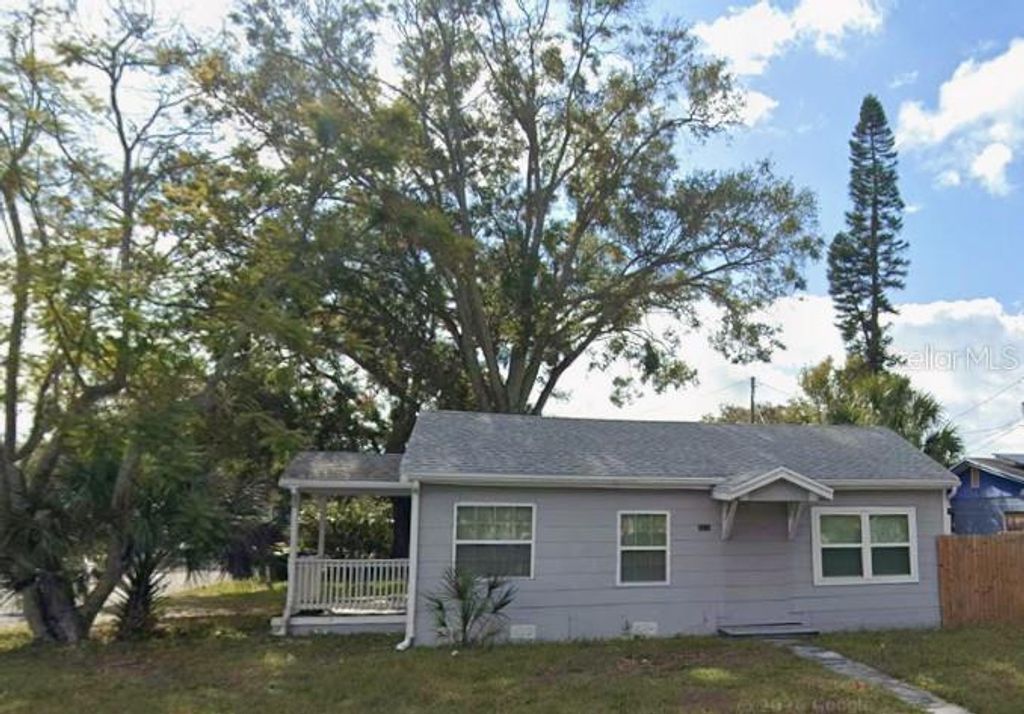 Photo of St Petersburg, FL 33713 (MLS # G5112860)