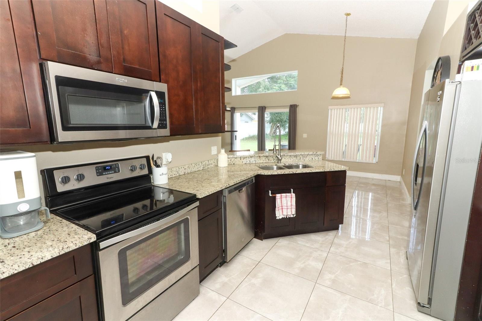 PEBBLE POINTE UNIT 02 - Residential