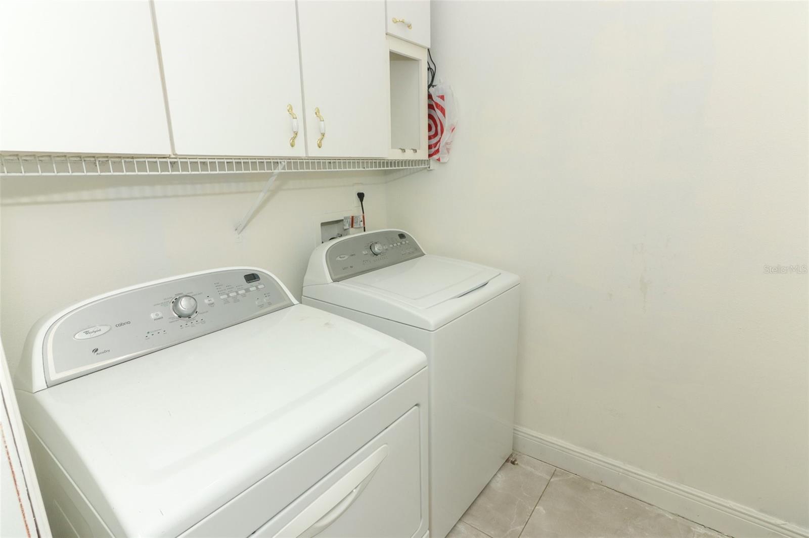 PEBBLE POINTE UNIT 02 - Residential