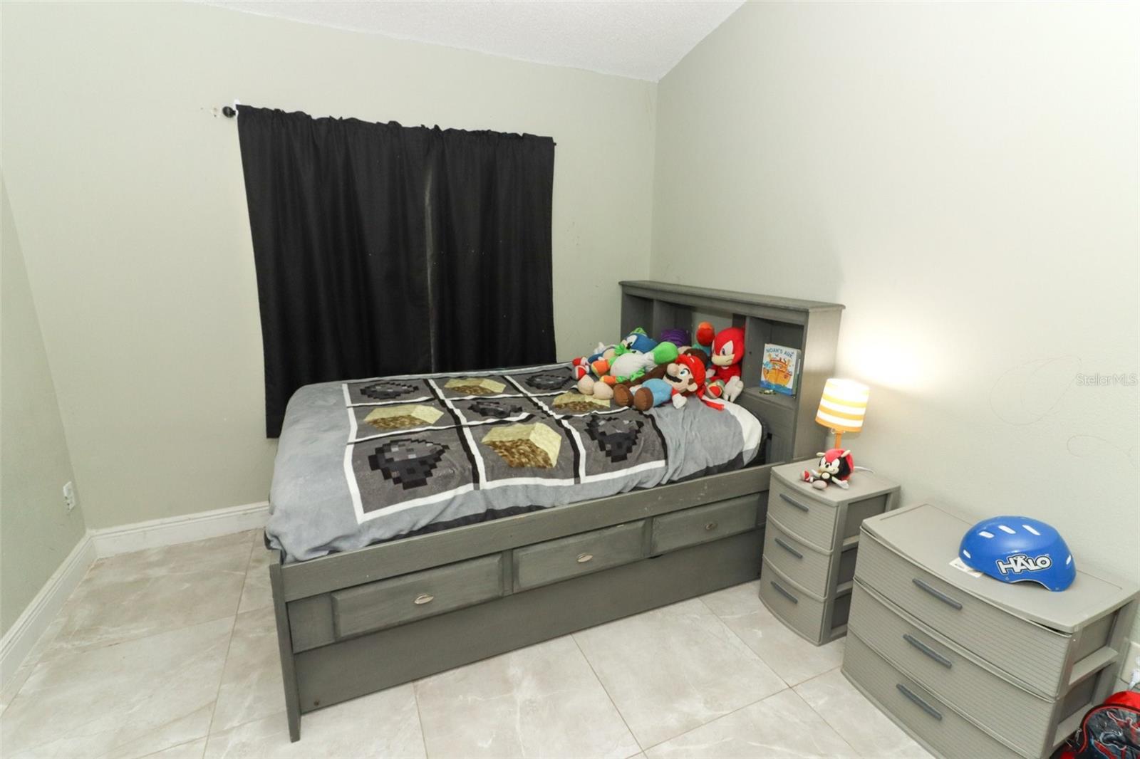 PEBBLE POINTE UNIT 02 - Residential