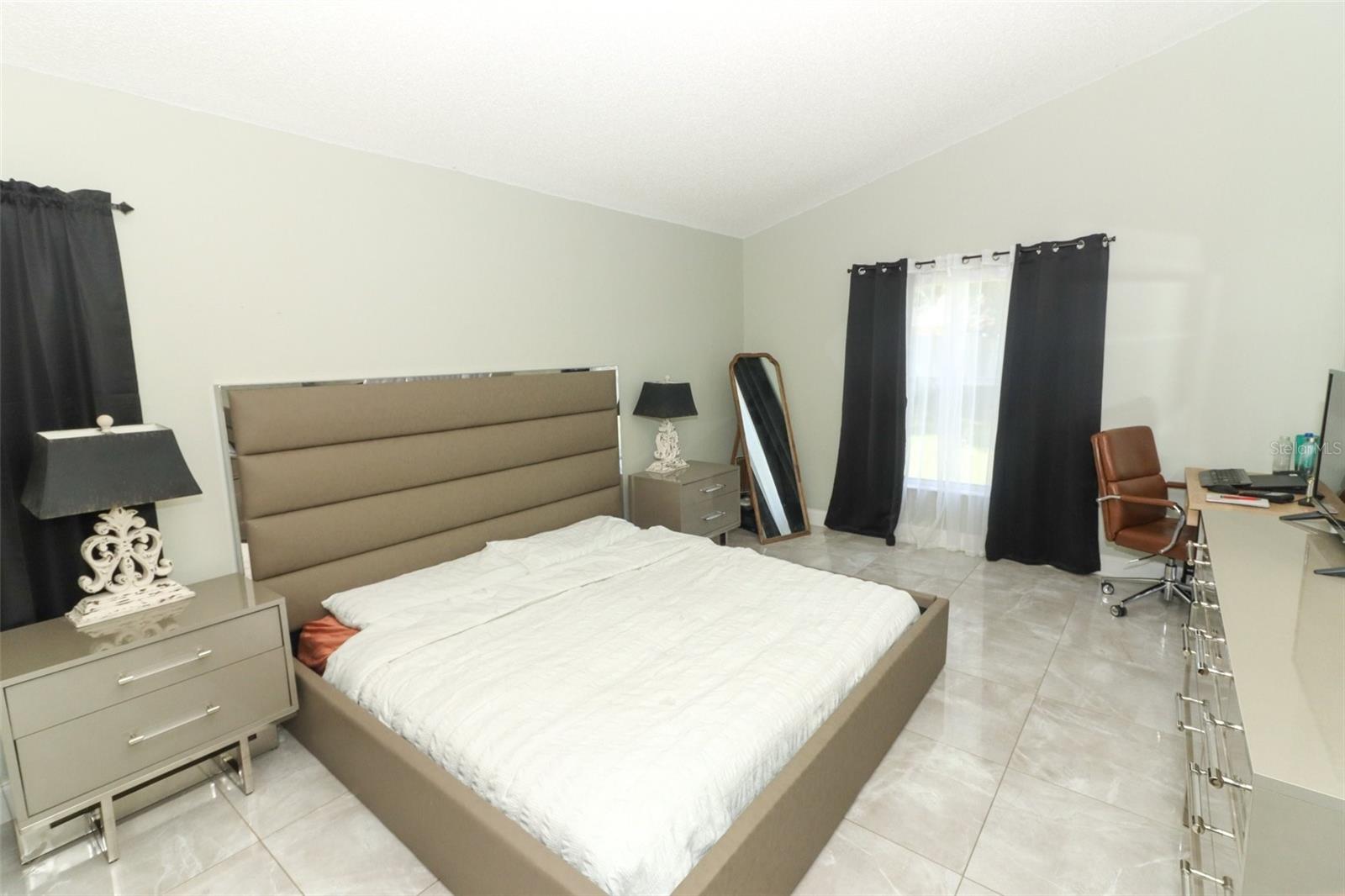 PEBBLE POINTE UNIT 02 - Residential