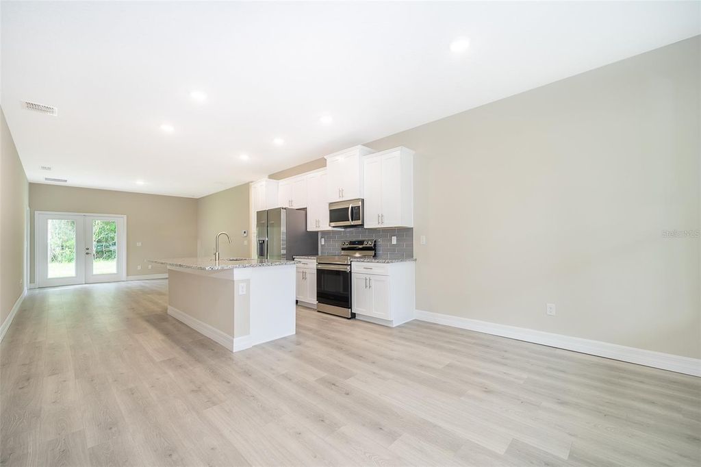 Photo of 13805 SW 43rd Circle, Ocala, FL 34473 (MLS # O6347621)