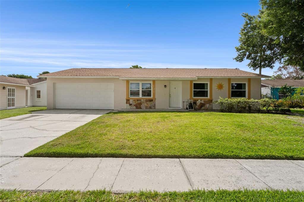 Photo of 131 Flower Queen Court, Orlando, FL 32807 (MLS # O6416387)