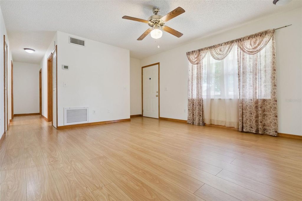 Photo of 131 Flower Queen Court, Orlando, FL 32807 (MLS # O6416387)