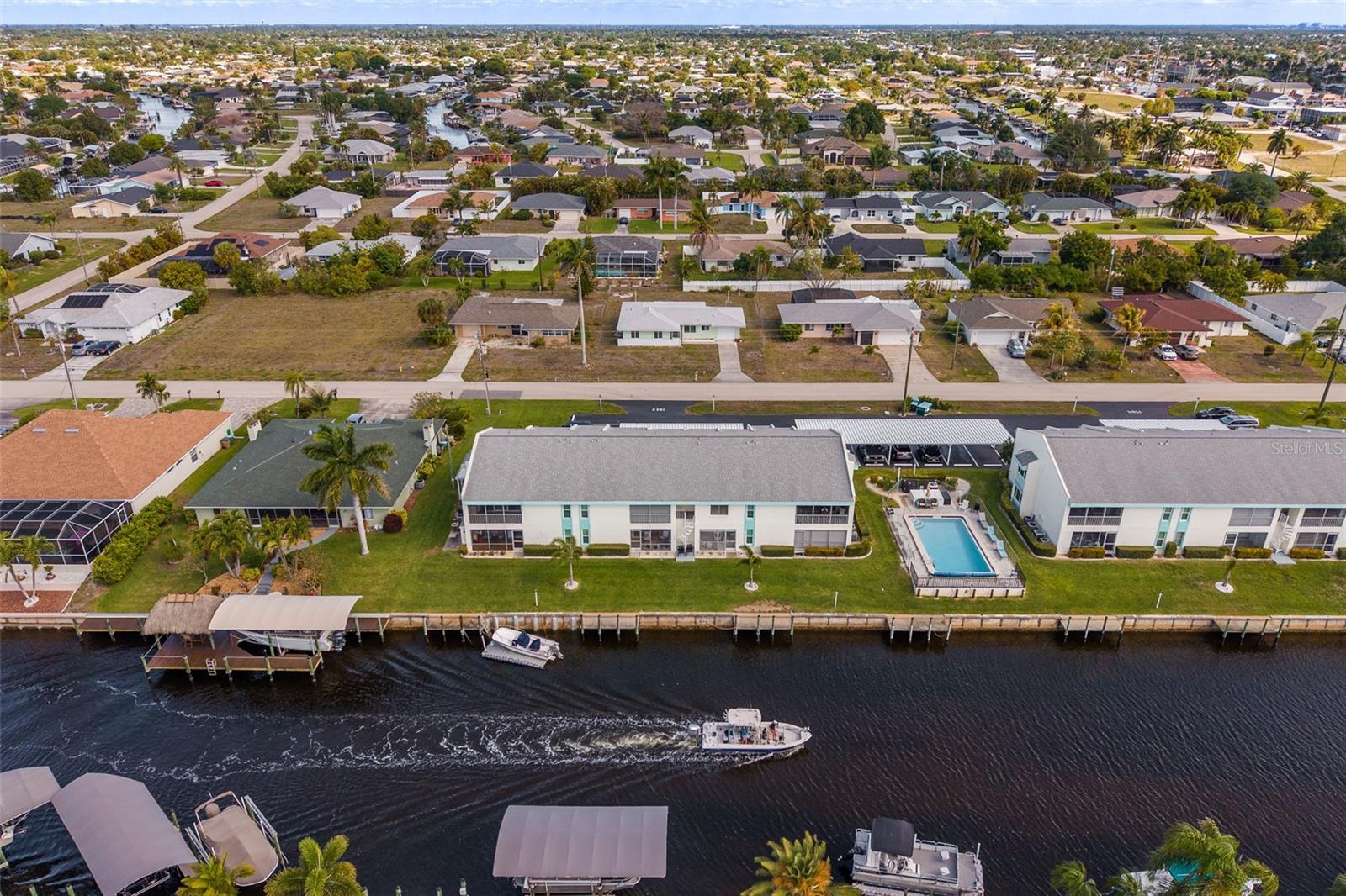 HARBOUR CASTLE CONDO - Residential