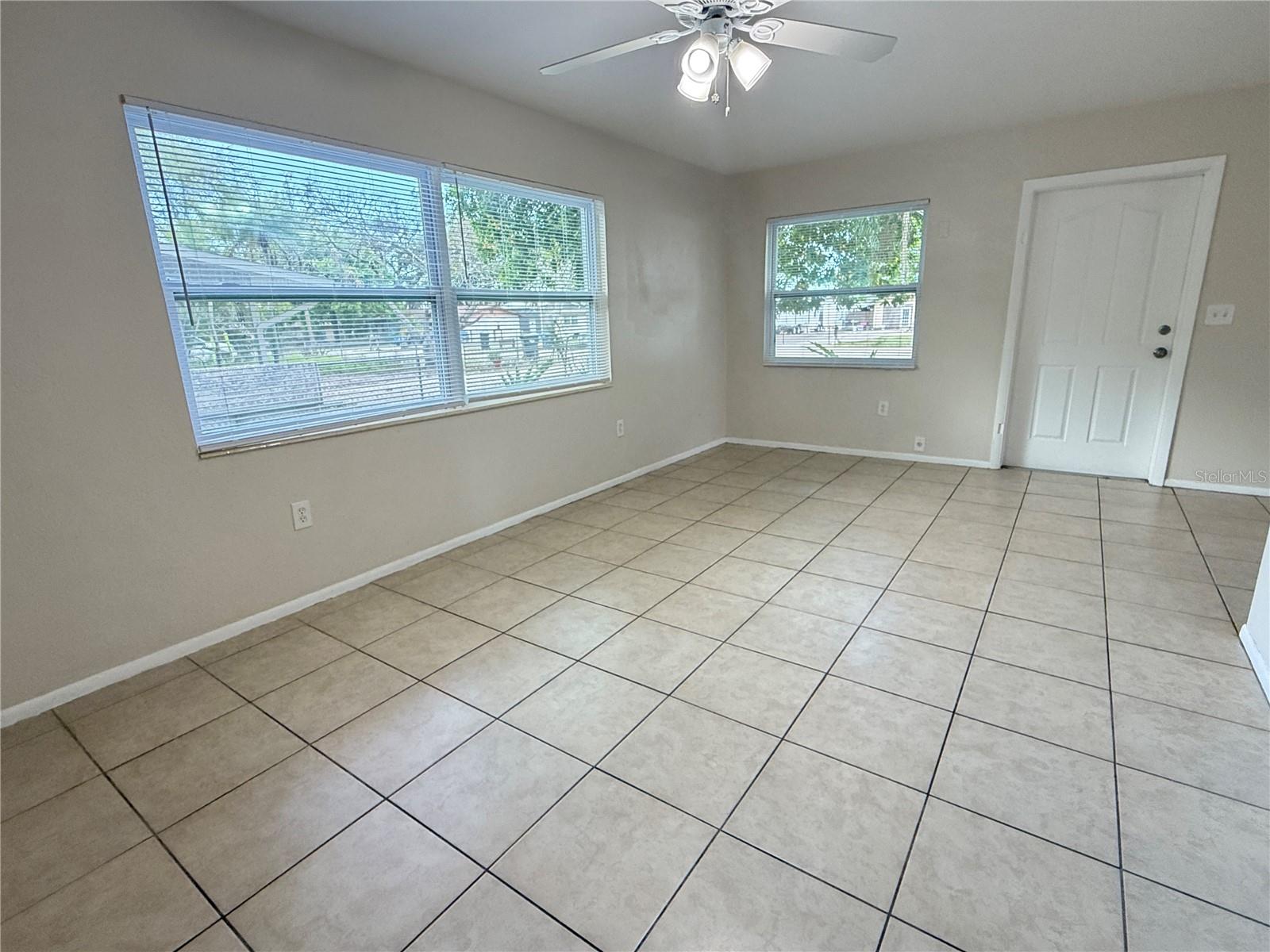 5011 9TH STREET COURT E