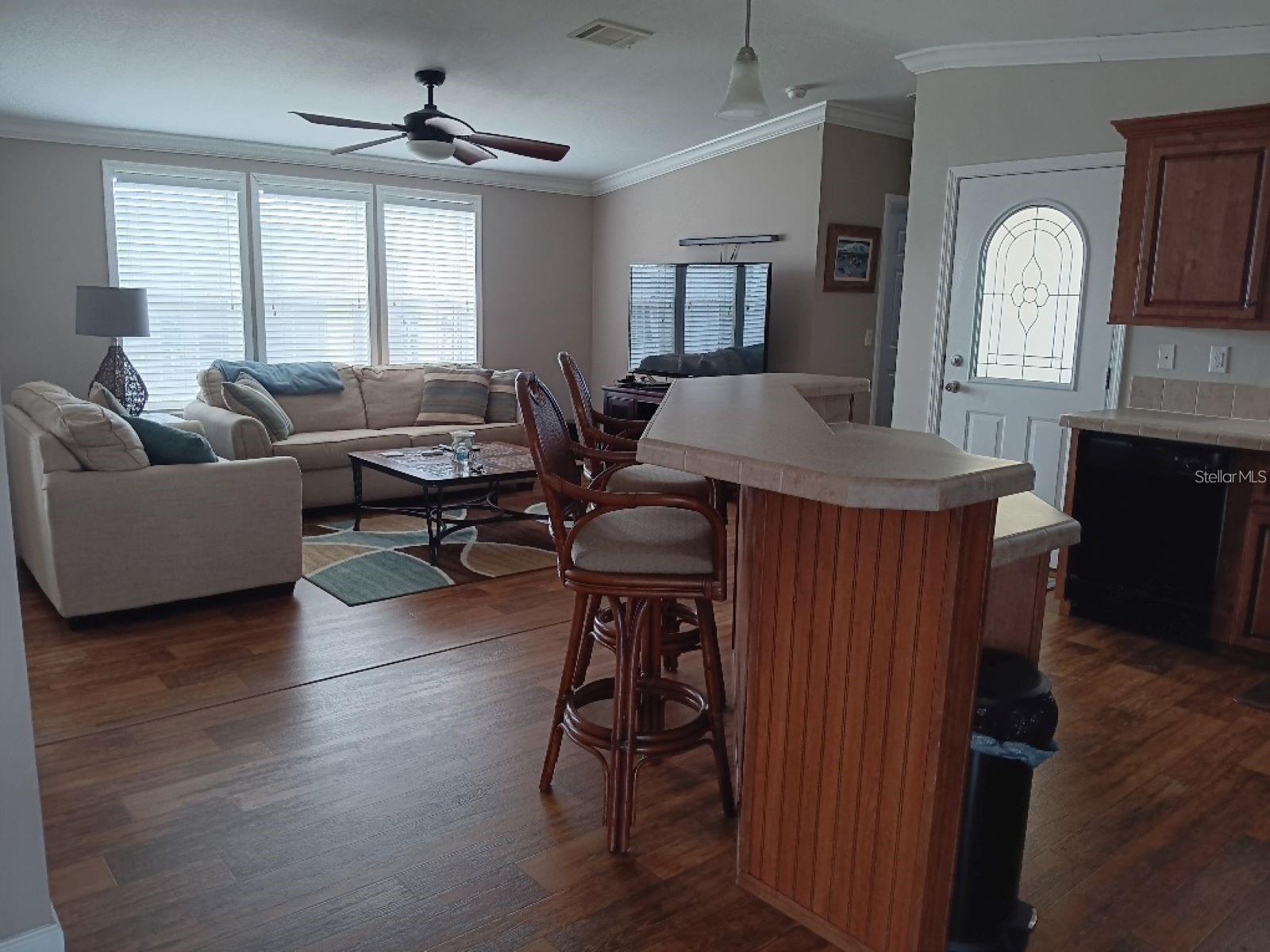 COUNTRY CLUB ESTATES - Residential