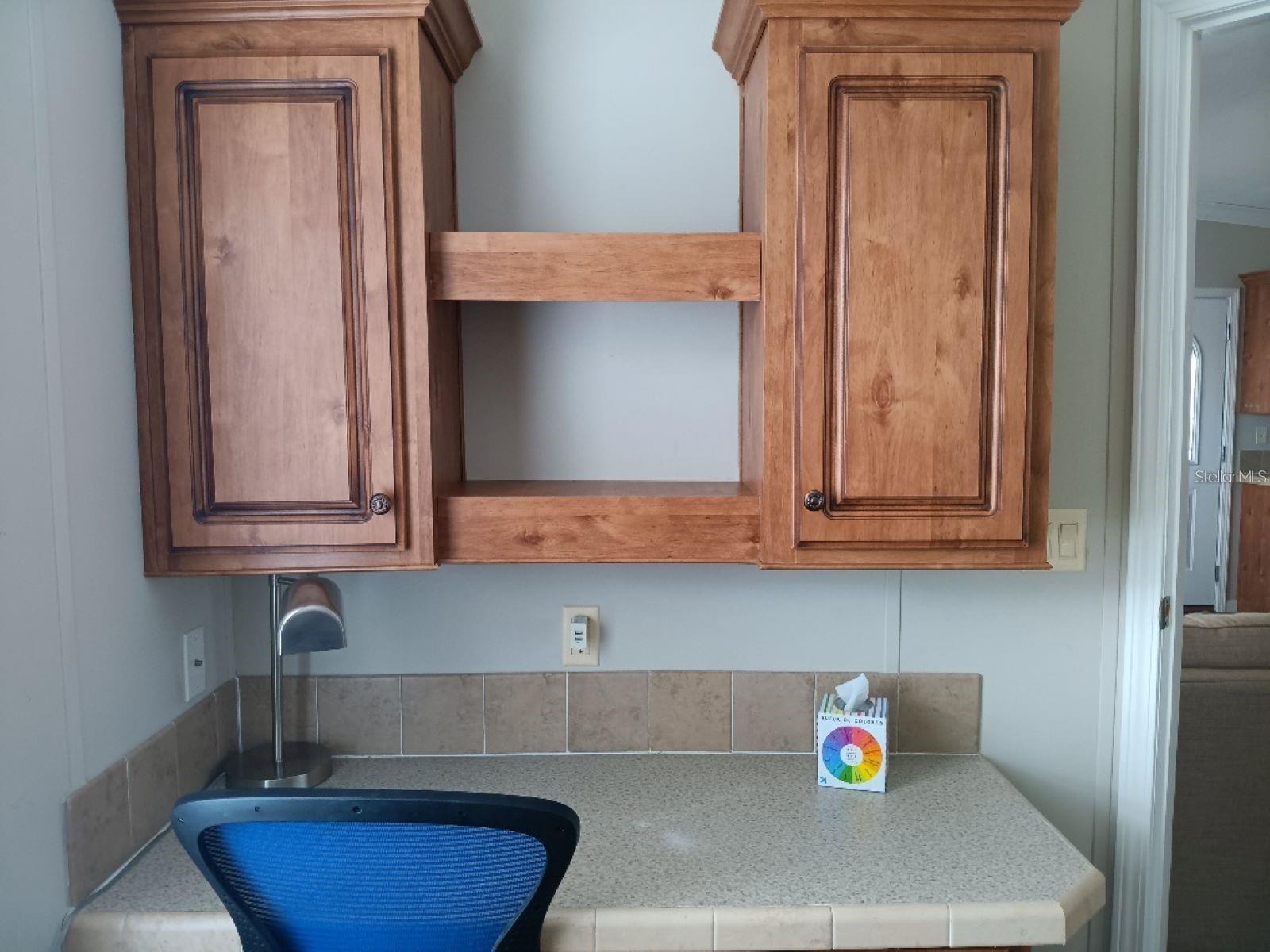 COUNTRY CLUB ESTATES - Residential