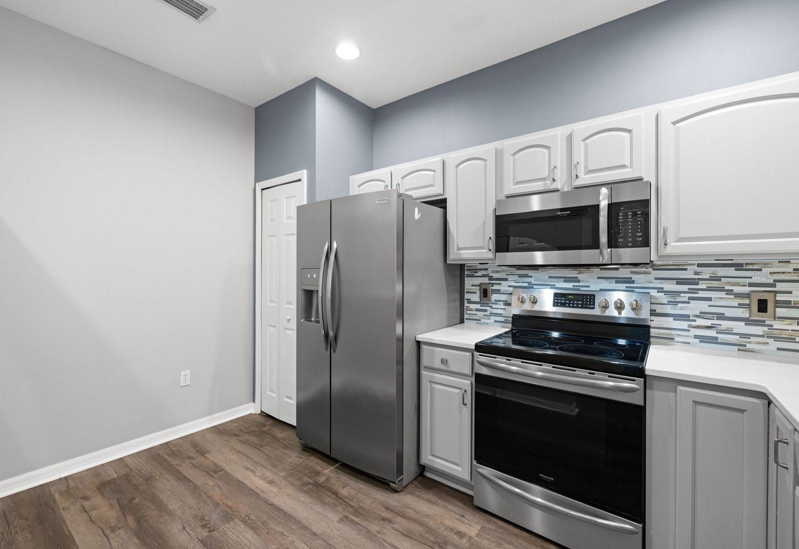 11231 KAPOK GRAND CIRCLE