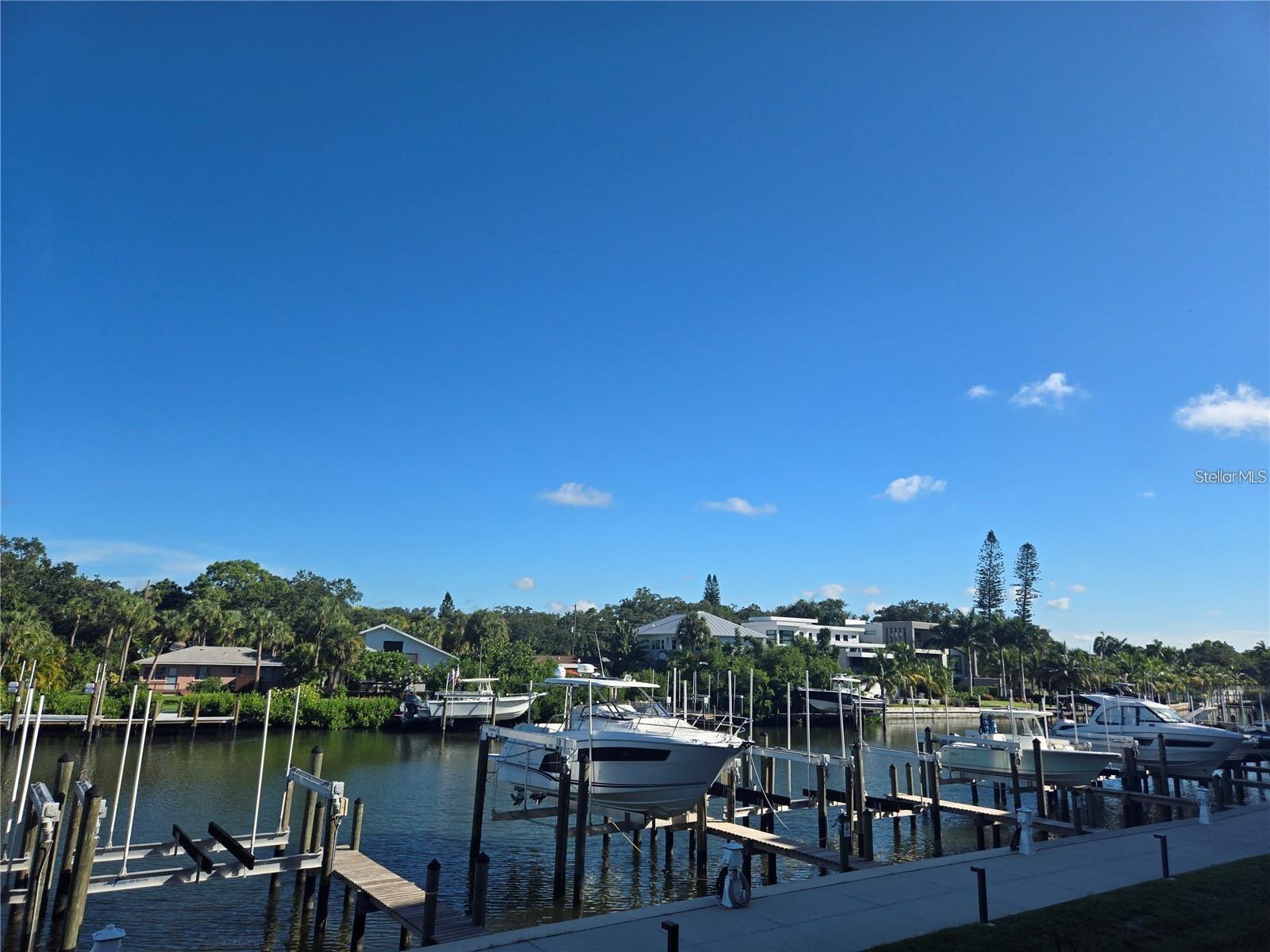 1703 N TAMIAMI TRAIL B504