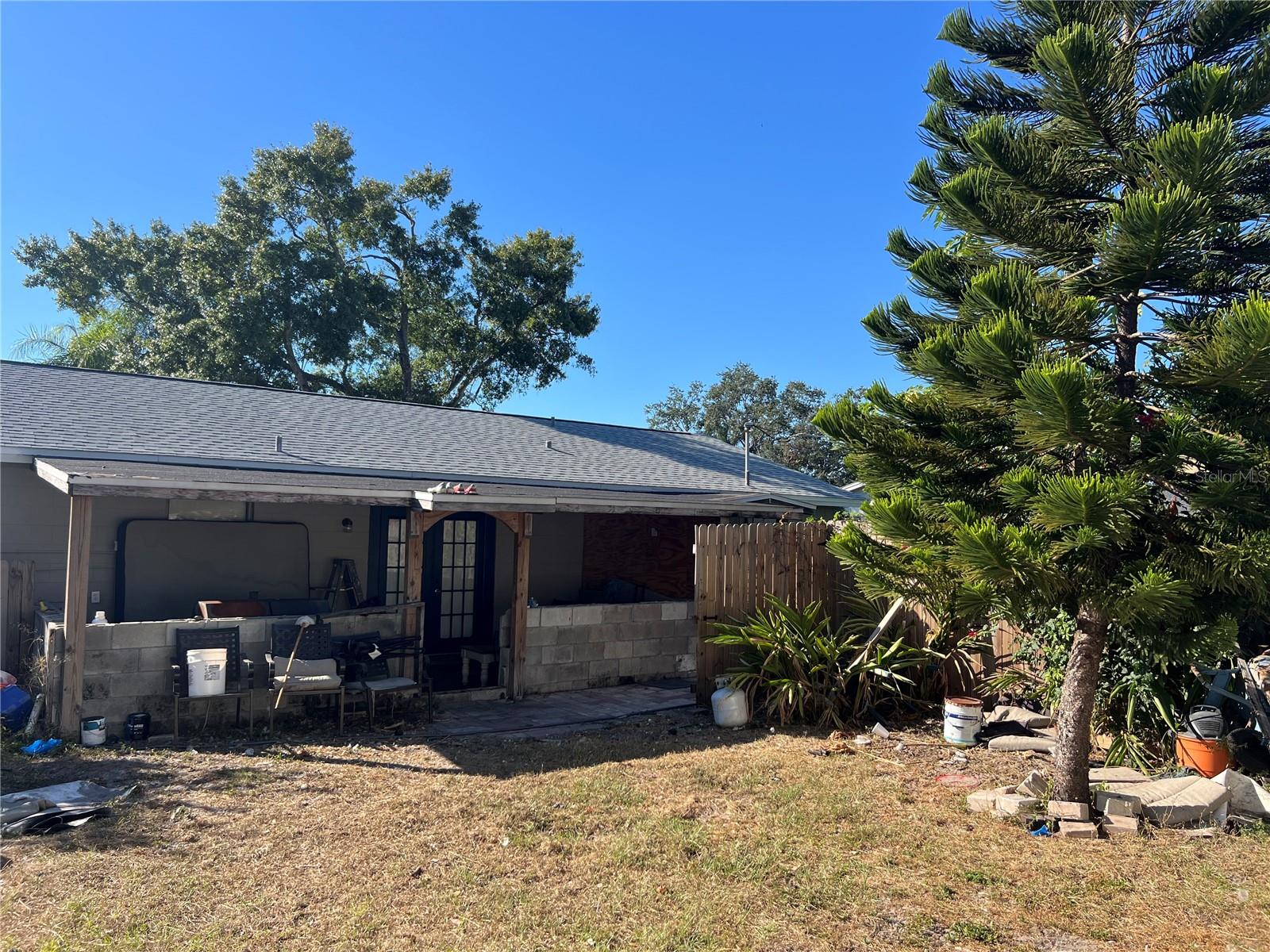 WINSTON PARK UNIT 3 - Residential Income