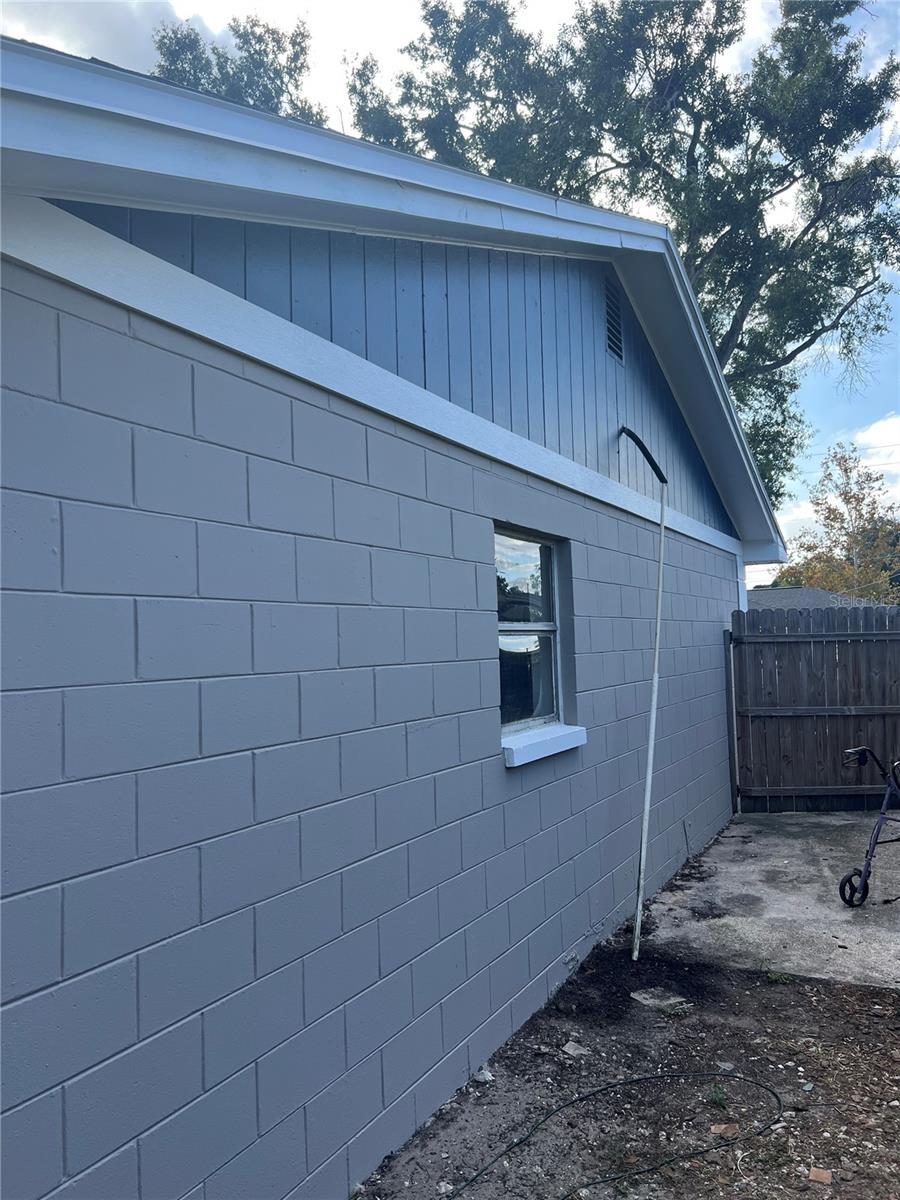 WINSTON PARK UNIT 3 - Residential Income