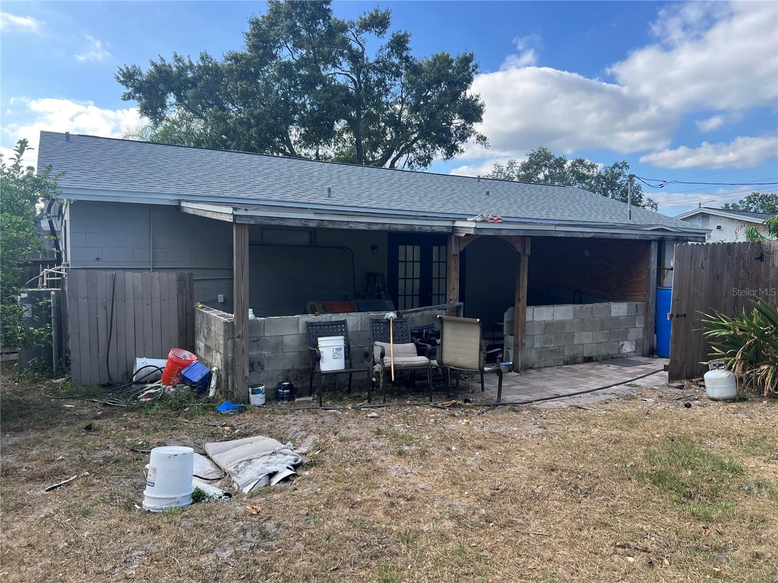 WINSTON PARK UNIT 3 - Residential Income