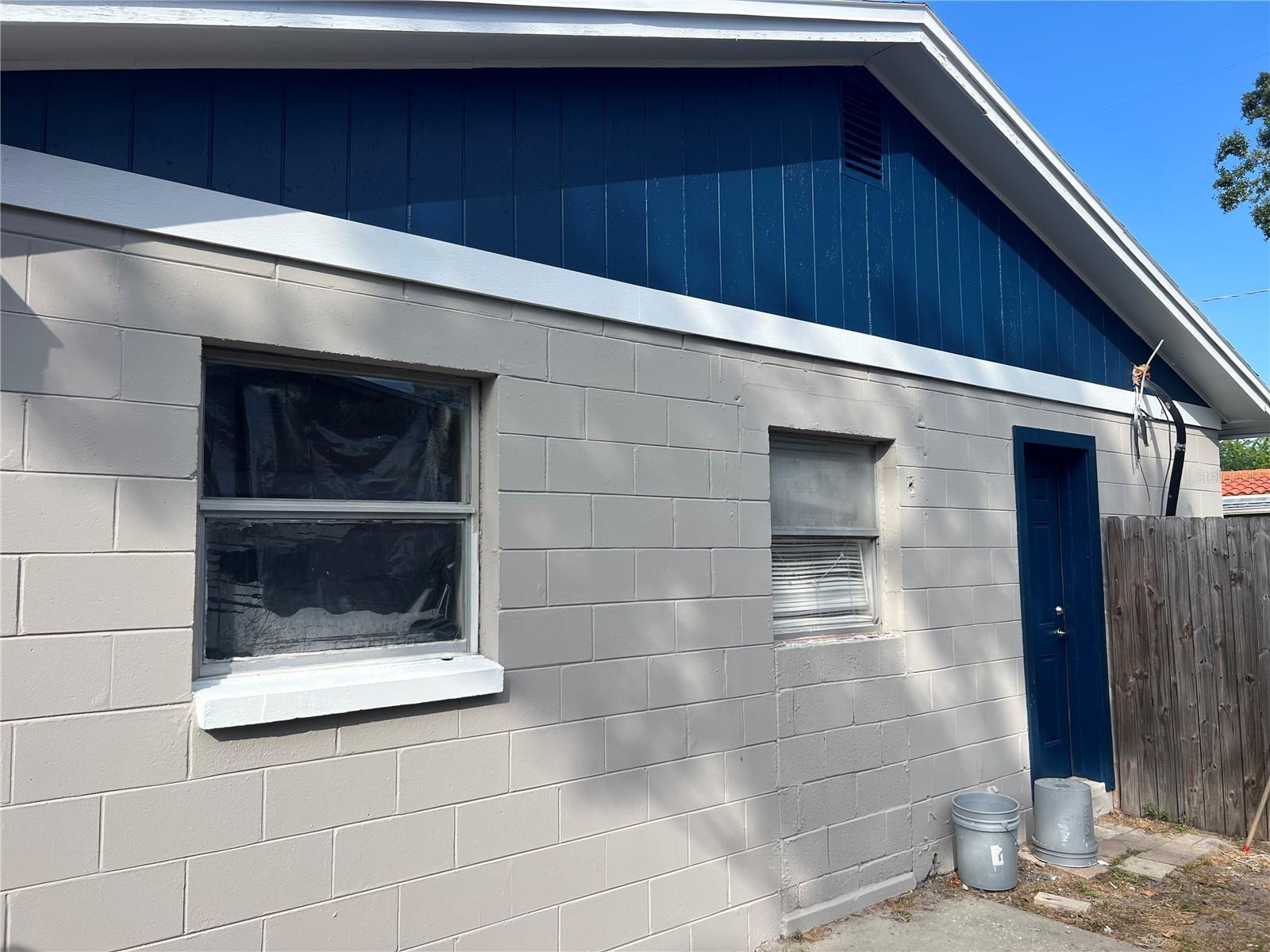 WINSTON PARK UNIT 3 - Residential Income