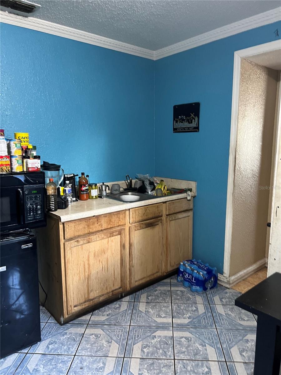 WINSTON PARK UNIT 3 - Residential Income