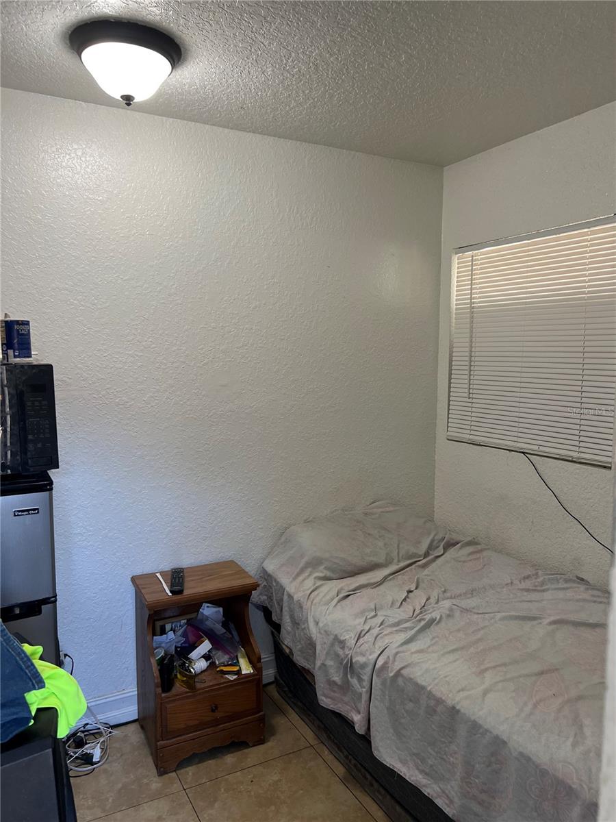 WINSTON PARK UNIT 3 - Residential Income