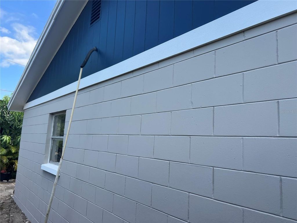 Photo of 1008 Westside Drive, Tampa, FL 33619 (MLS # TB8448091)