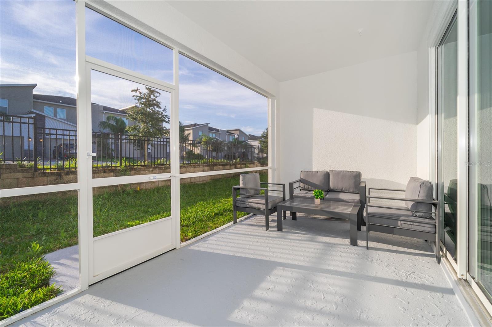 CHAMPIONS GATE - Residential