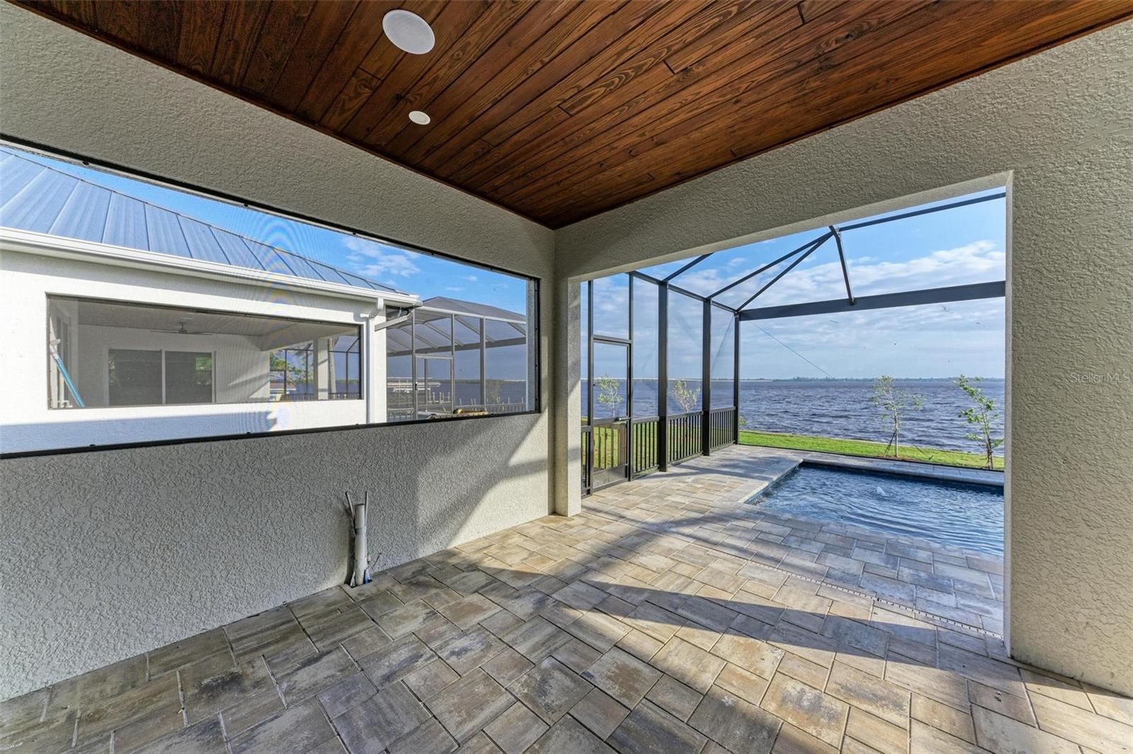 SUNCOAST HARBOR - Residential