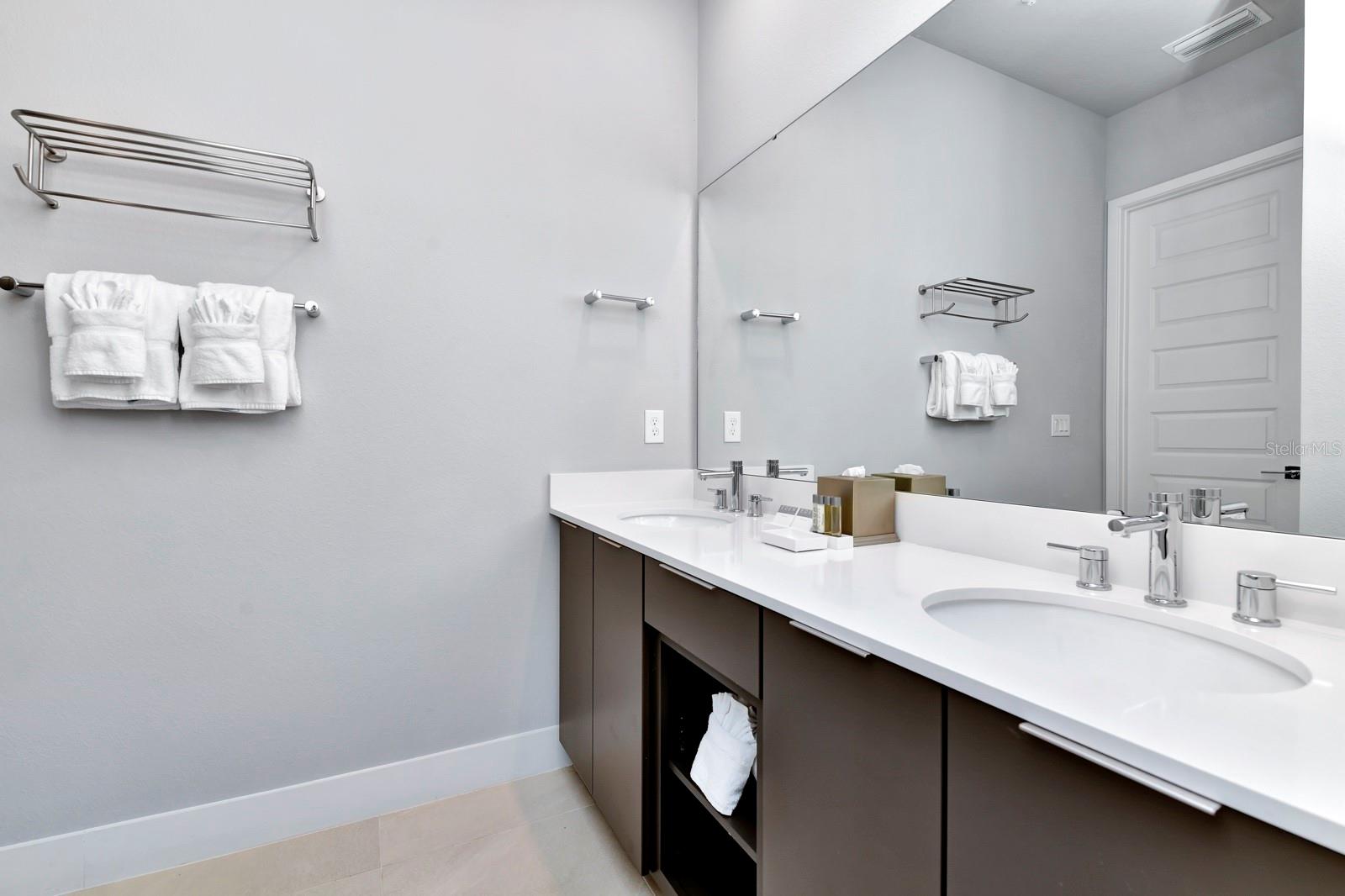 SPECTRUM/REUNION PH 3 - Residential