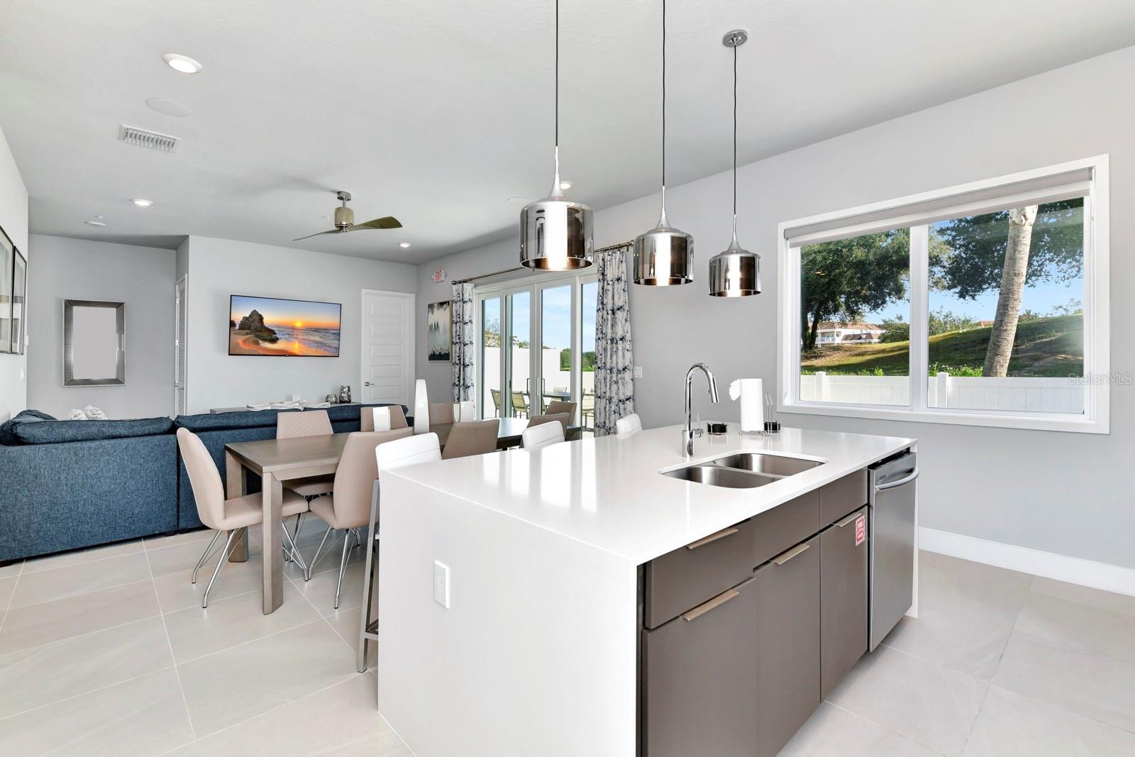 SPECTRUM/REUNION PH 3 - Residential