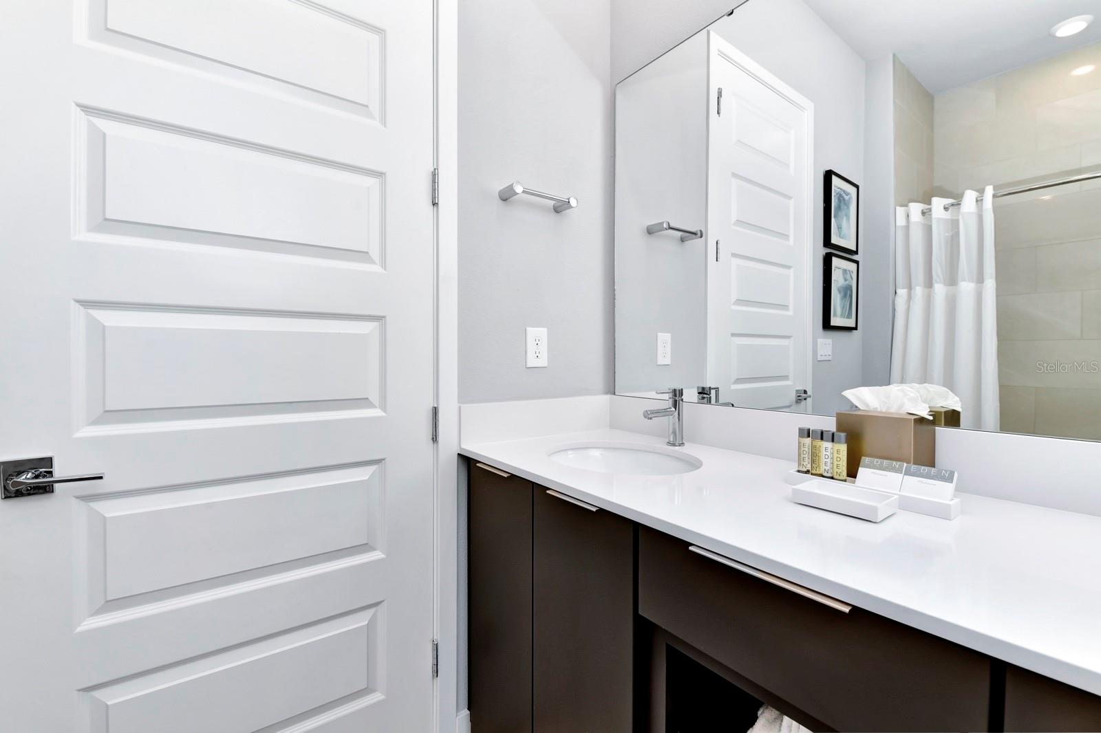 SPECTRUM/REUNION PH 3 - Residential