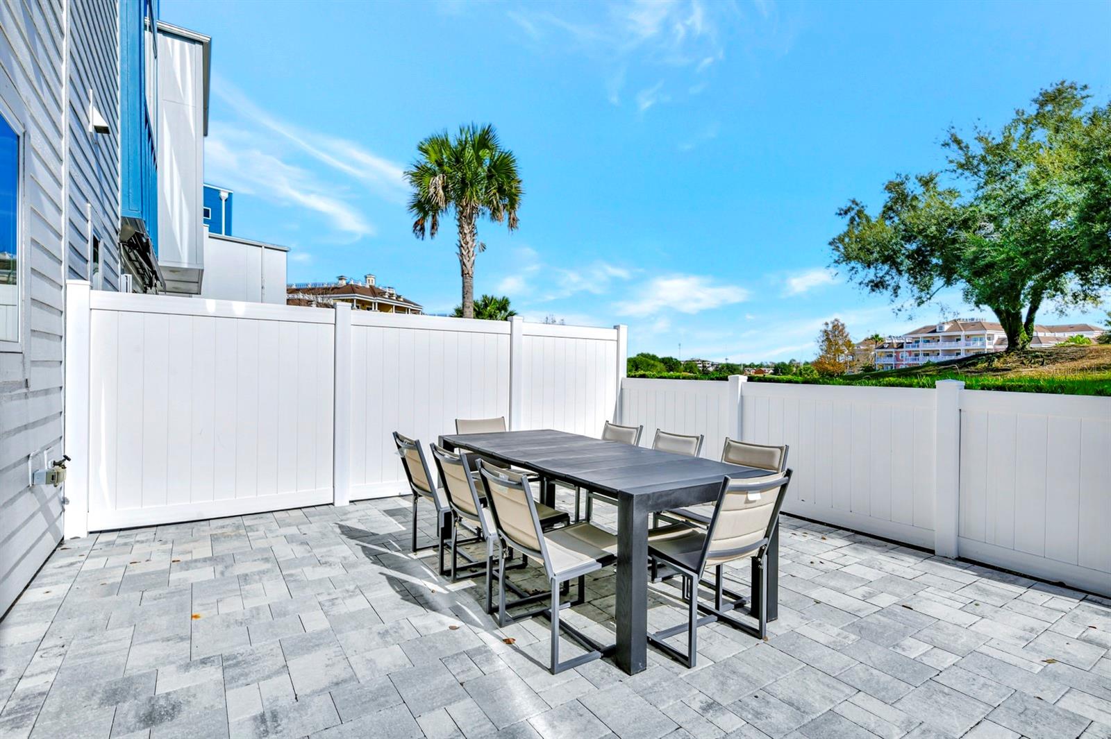 SPECTRUM/REUNION PH 3 - Residential