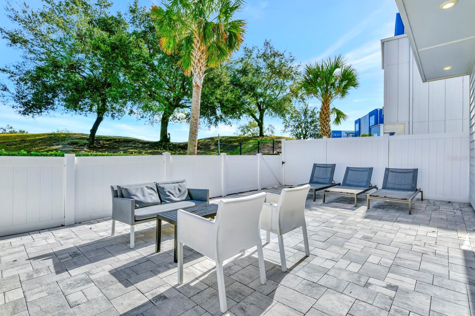 SPECTRUM/REUNION PH 3 - Residential