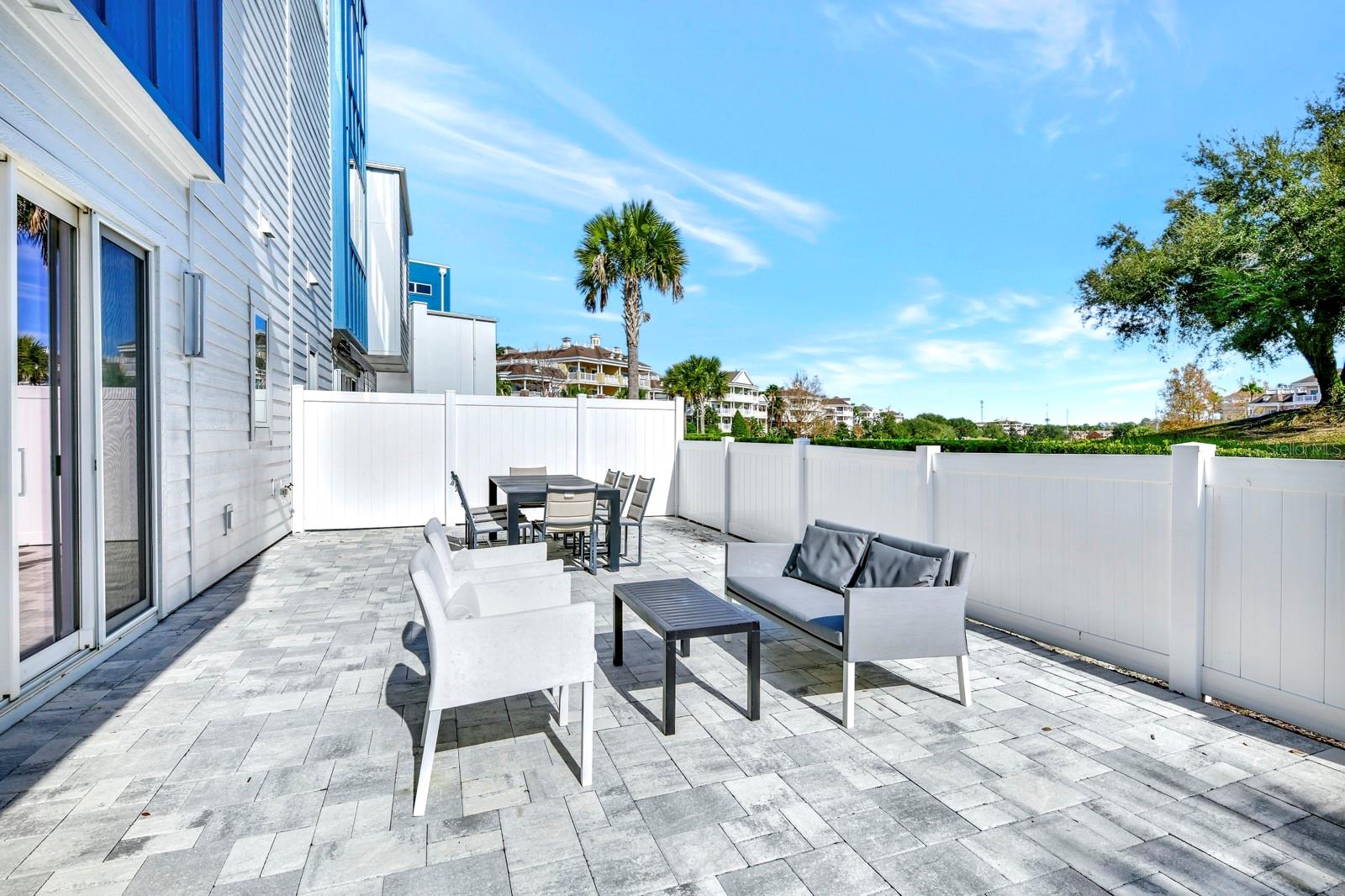 SPECTRUM/REUNION PH 3 - Residential