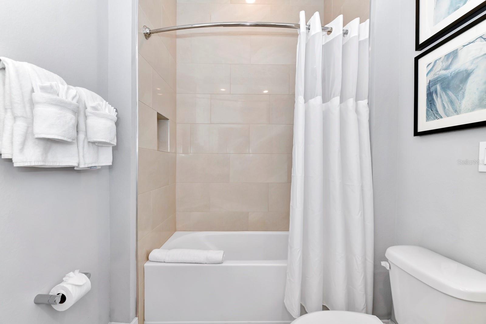 SPECTRUM/REUNION PH 3 - Residential