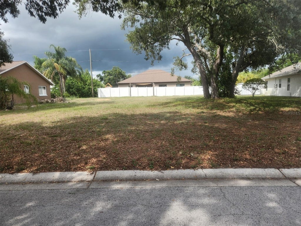 Photo of Kenneth Way, Tarpon Springs, FL 34689 (MLS # TB8518464)