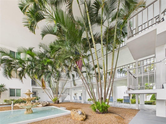 50 HARBOR VIEW LN APT 18, BELLEAIR BLUFFS, FL 33770 - Image bf5df2effbf969a3105bc179aa9abfcf/2723755262