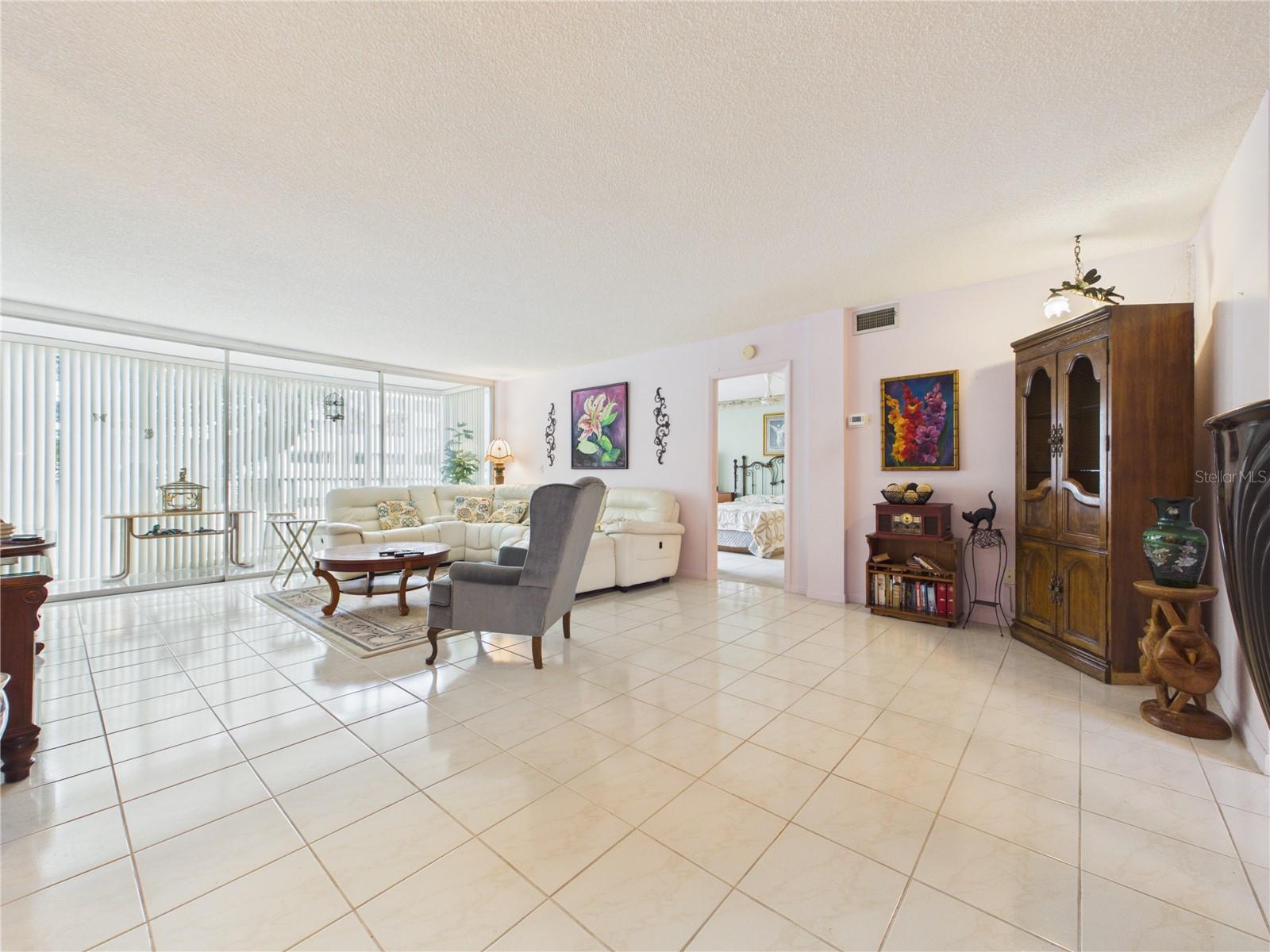 50 HARBOR VIEW LANE 18