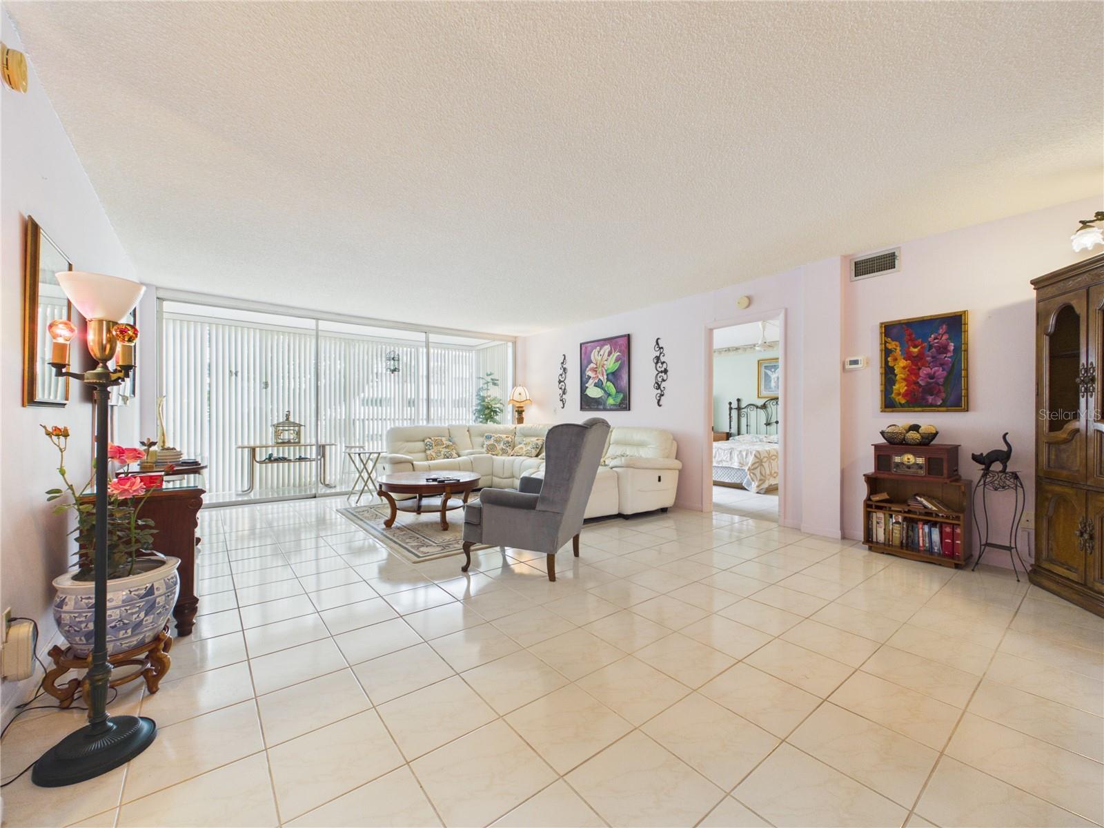 50 HARBOR VIEW LANE 18