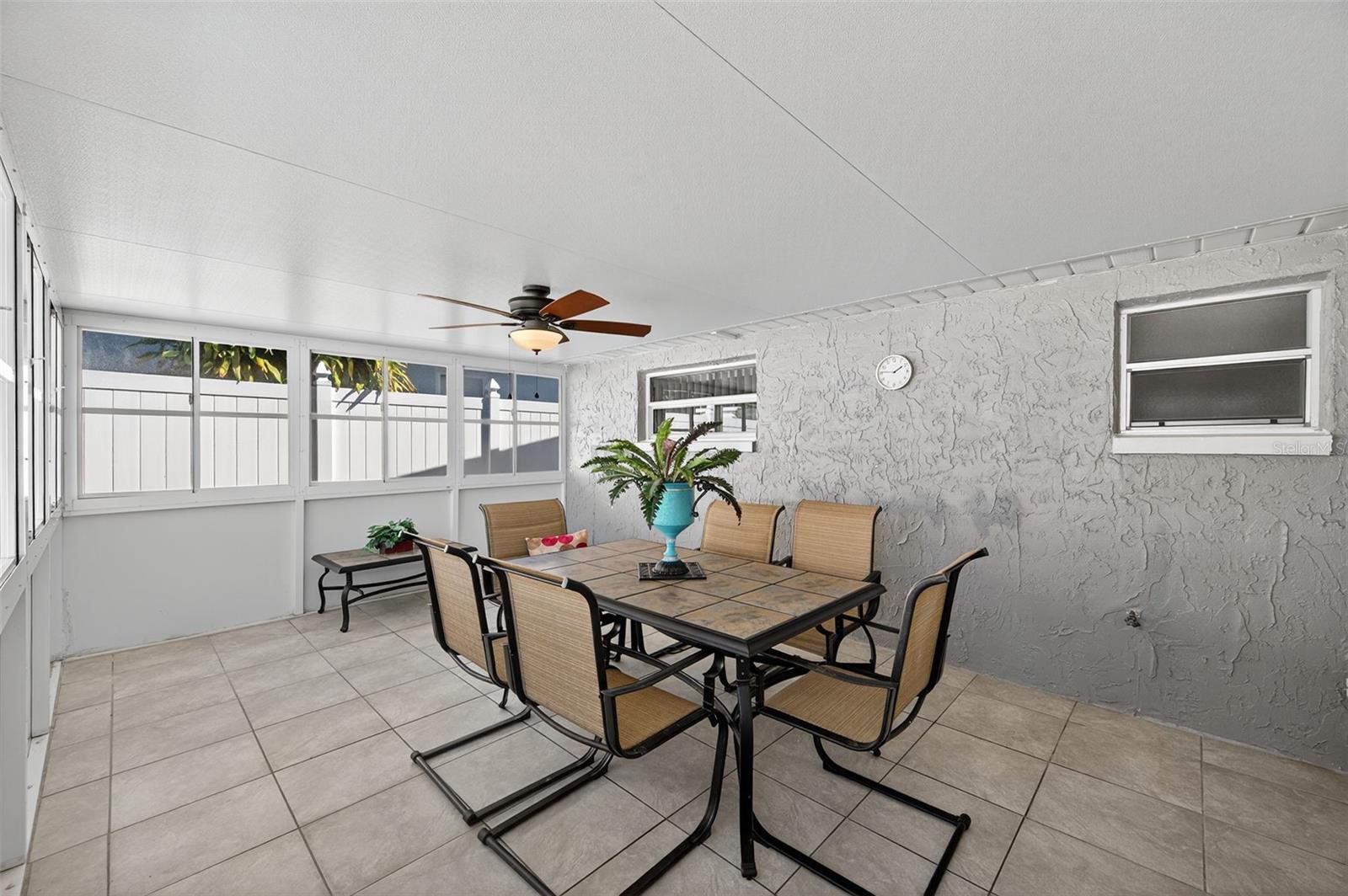 HILLANDALE - Residential