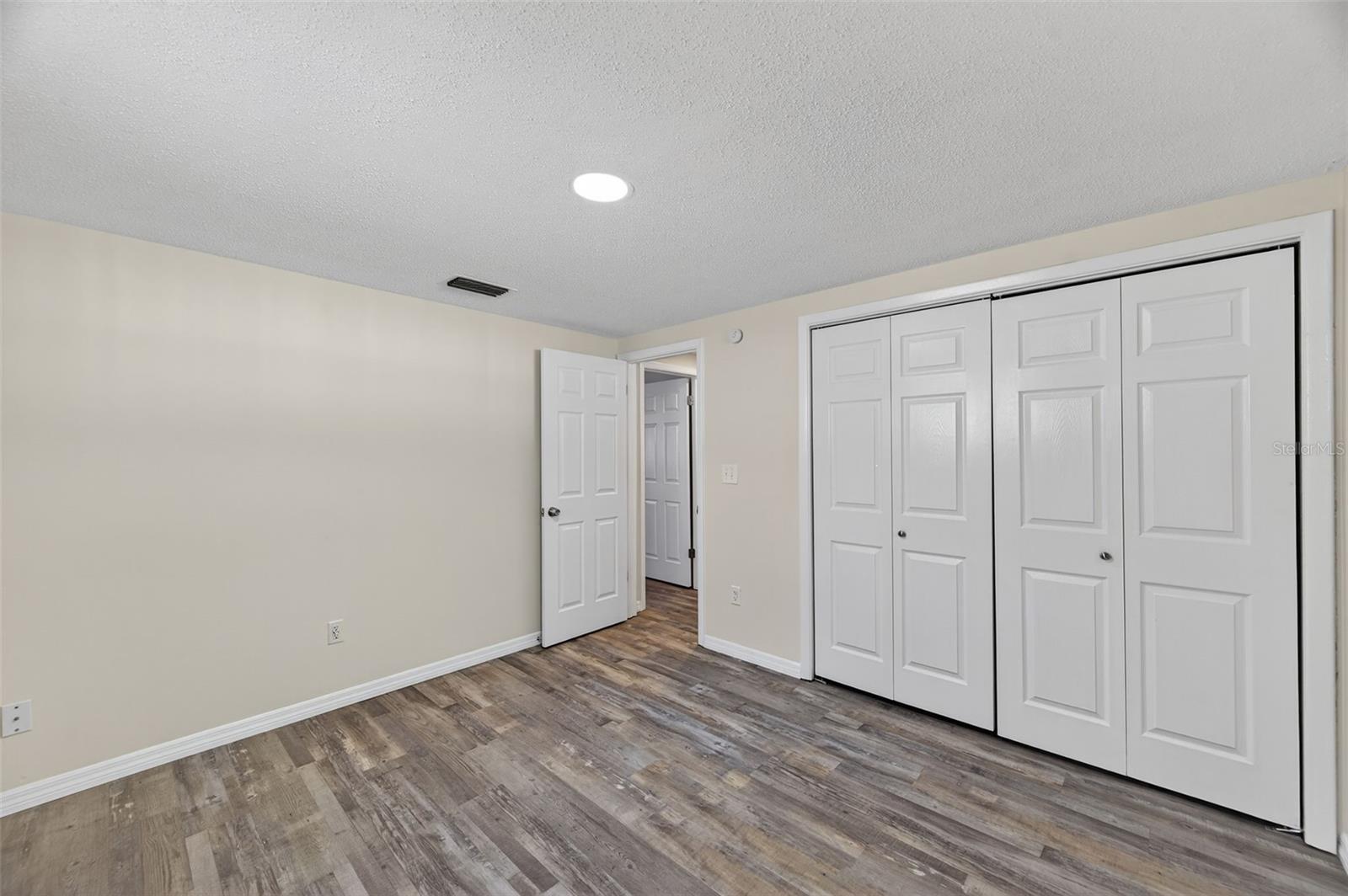 HILLANDALE - Residential