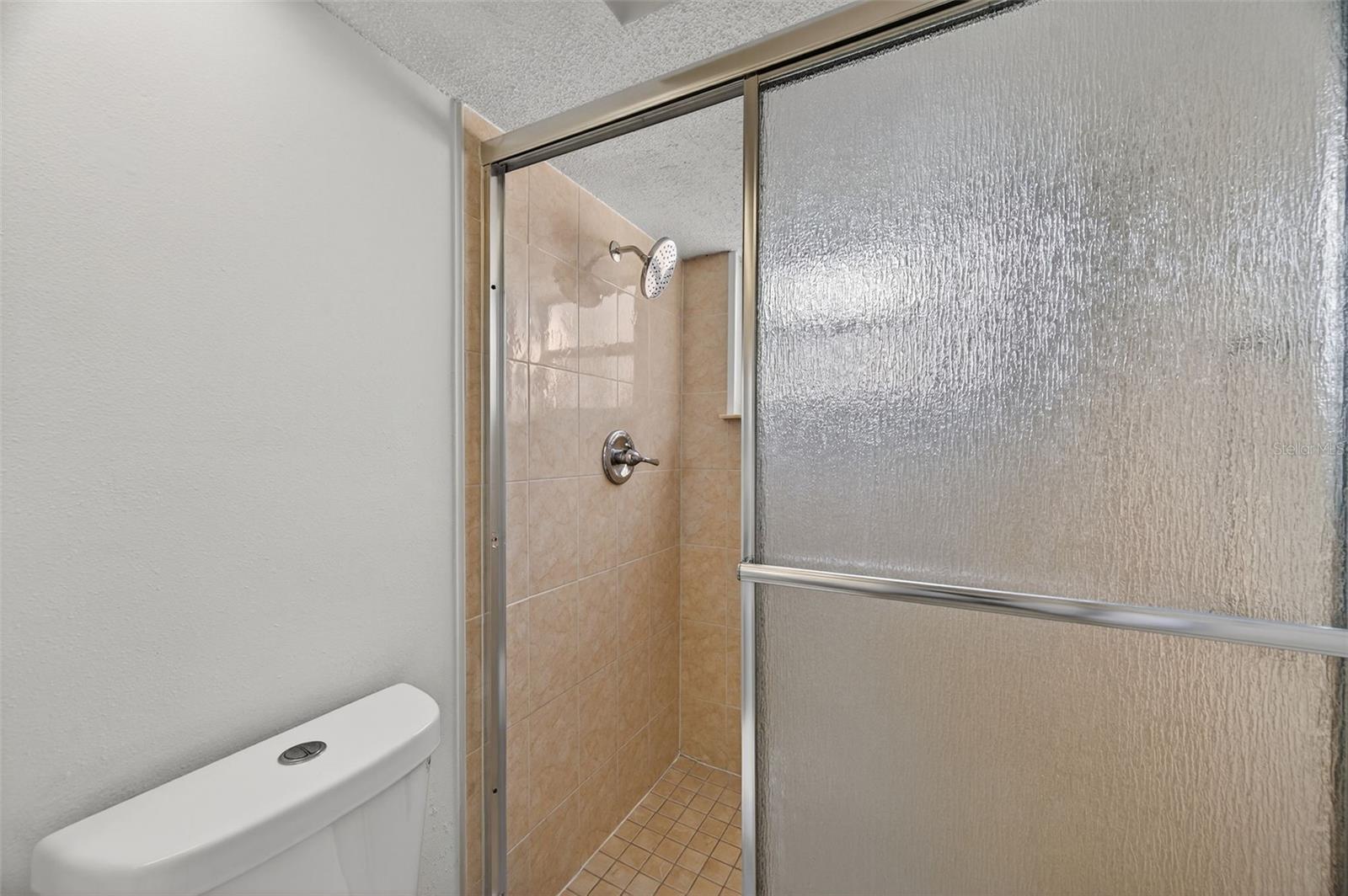 HILLANDALE - Residential