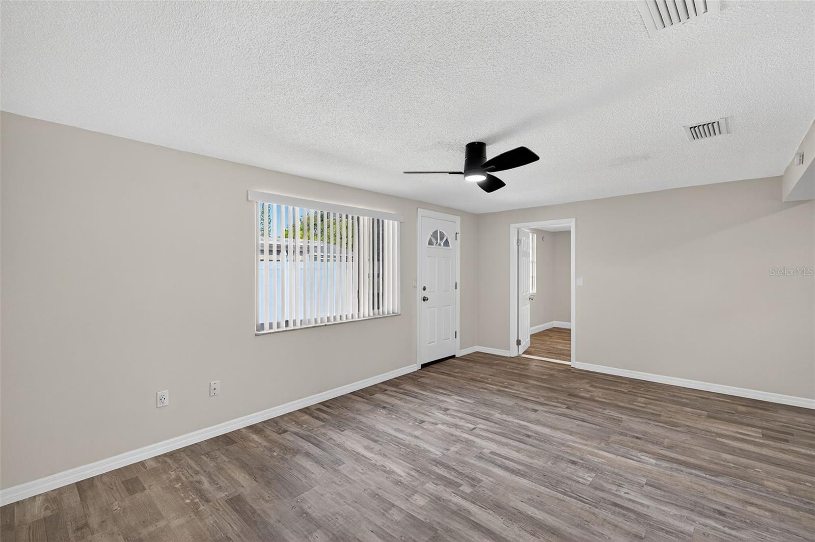 HILLANDALE - Residential