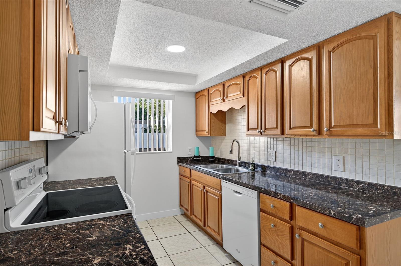 HILLANDALE - Residential