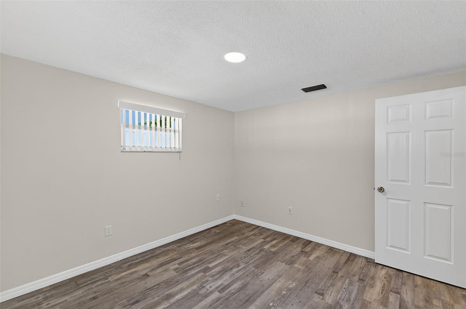 HILLANDALE - Residential