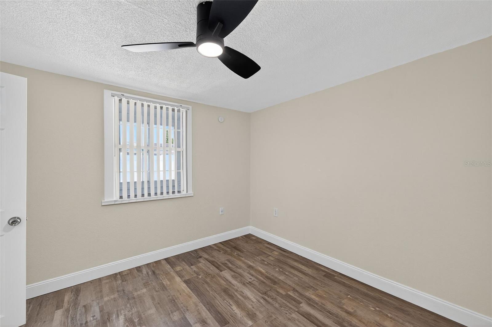 HILLANDALE - Residential