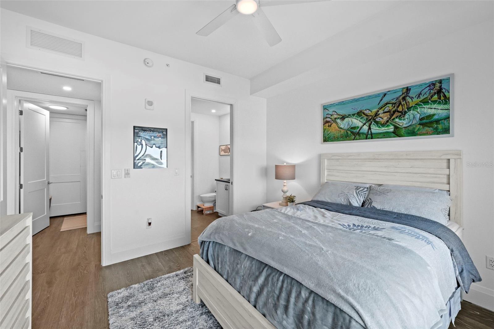 ALTURA BAYSHORE - Residential