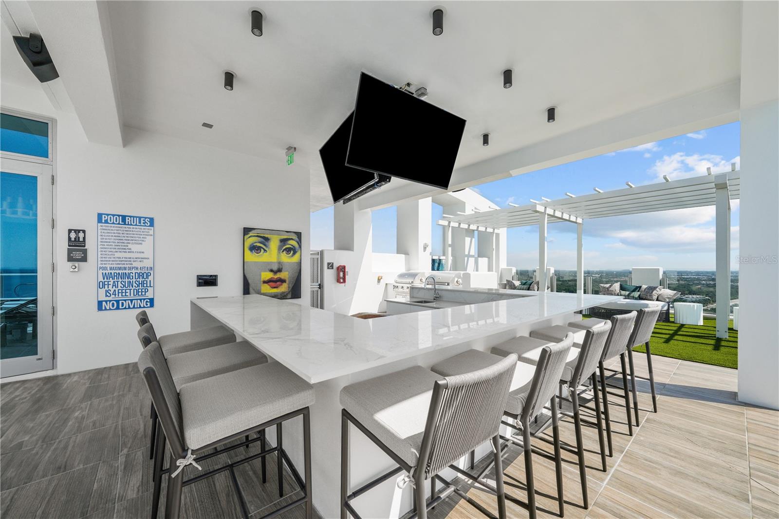 ALTURA BAYSHORE - Residential