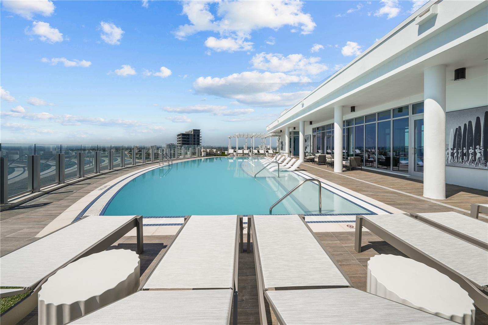 ALTURA BAYSHORE - Residential