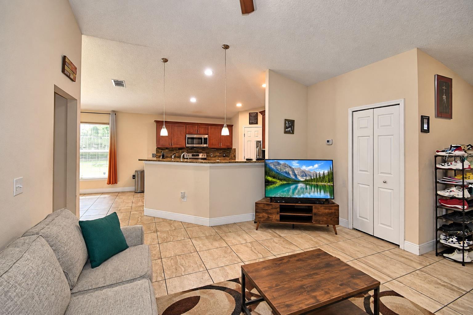 2128 ORCHID WAY